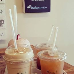 Meal shakes and tea
