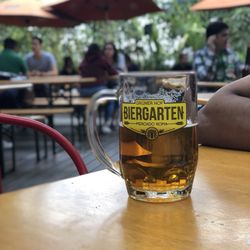 Biergarten - Tarro blonde