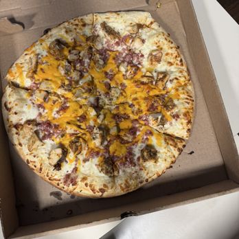 Sunset Pizza & Grille - Chicken Alfredo Pizza - Pizza Near Me - Carnegie, Pennsylvania Sunset Pizza & Grille - Chicken Alfredo Pizza - Pizza Near Me - Carnegie, Pennsylvania