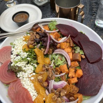 Arnolds Bar & Grill - Harvest Salad is just what I needed on a spring evening. - Pubs Near Me - Cincinnati, Ohio