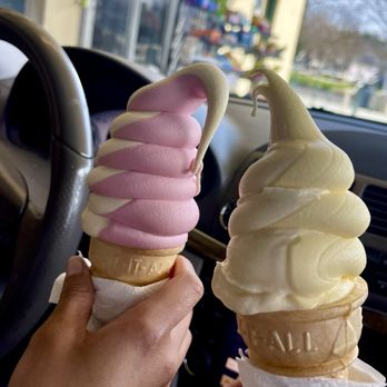 Meadowlark Dairy - Med Strawberry & Vanilla mix - sweet & creamy Sm Pineapple & Vanilla mix - tart and refreshing - Ice Cream & Frozen Yogurt Near Me - Pleasanton, California Meadowlark Dairy - Med Strawberry & Vanilla mix - sweet & creamy Sm Pineapple & Vanilla mix - tart and refreshing - Ice Cream & Frozen Yogurt Near Me - Pleasanton, California