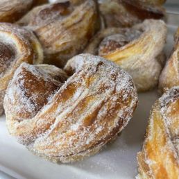 Cruffin