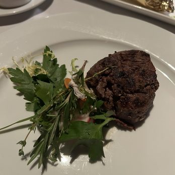 Mr. Lyons - Prime Filet Mignon - Steakhouses Near Me - Palm Springs, California Mr. Lyons - Prime Filet Mignon - Steakhouses Near Me - Palm Springs, California