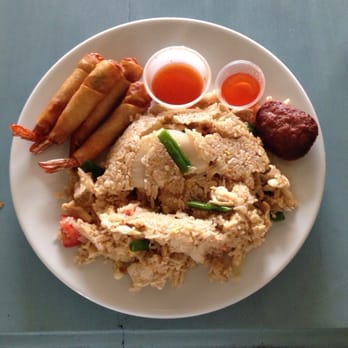 Aroi Thai Cuisine - Fried rice and Fried shrimp. - Thai Near Me - Austin, Texas Aroi Thai Cuisine - Fried rice and Fried shrimp. - Thai Near Me - Austin, Texas