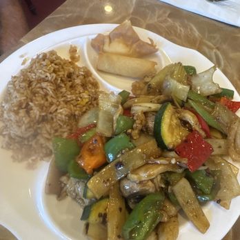 Dove M Bistro - Chicken with black bean sauce on lunch menu - Chinese Near Me - Marana, Arizona