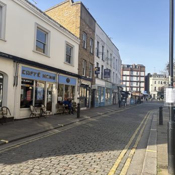 Love Walk Cafe - Street - Cafes Near Me - London, XGL Love Walk Cafe - Street - Cafes Near Me - London, XGL