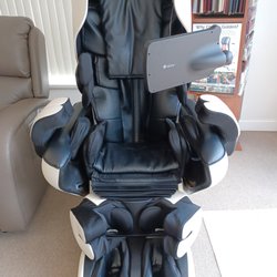 Nuvo Healthcare - Inada Robo Massage Chair- most human like massage found in a Massage Chair. Japanese made Massage Chair.