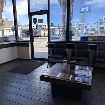 Midas - Waiting room - Auto Repair Near Me - Las Vegas, Nevada Midas - Waiting room - Auto Repair Near Me - Las Vegas, Nevada