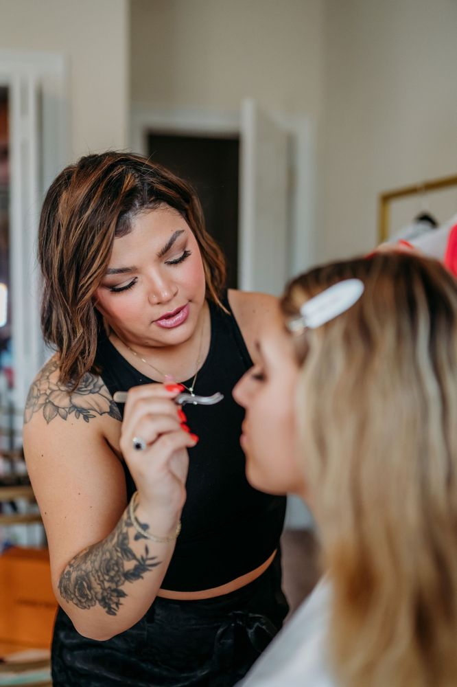 JM Artistry The Salon Logo