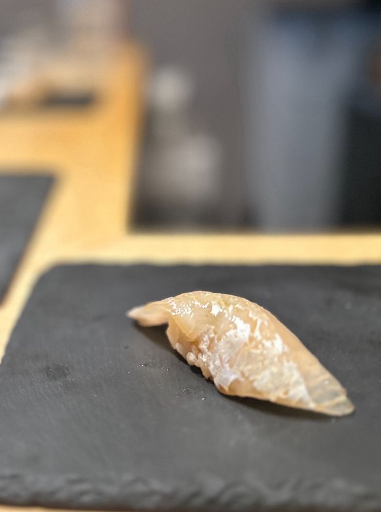 Hachiroku Handroll Bar & Tapas Logo