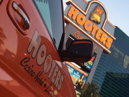 Hooters Restaurant of Las Vegas by null