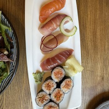 Nomu Skewers - Sushi Sampler - Izakaya Near Me - San Francisco, California Nomu Skewers - Sushi Sampler - Izakaya Near Me - San Francisco, California