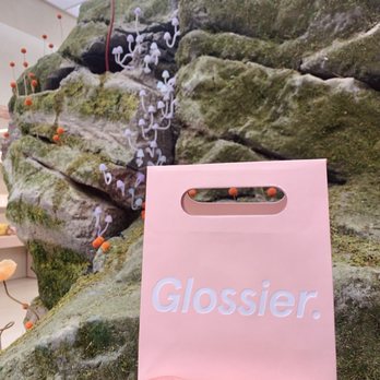 Glossier Seattle - Cosmetics & Beauty Supply Near Me - Seattle, Washington Glossier Seattle - Cosmetics & Beauty Supply Near Me - Seattle, Washington