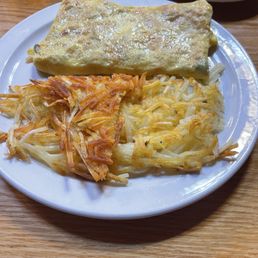 Ladies omelet with hasbrowns