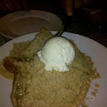 POM Restaurant - Huge Apple Pie w/Vanilla Ice Cream - New American Near Me - Indio, California POM Restaurant - Huge Apple Pie w/Vanilla Ice Cream - New American Near Me - Indio, California