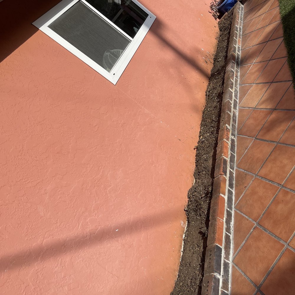 Willow Glen Gardening - Flowers bed cleaning done - Gardeners Near Me