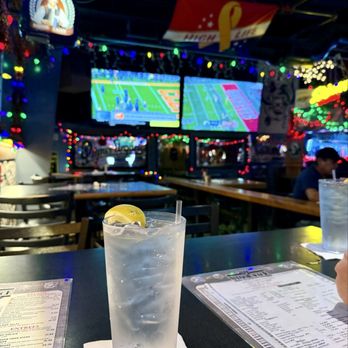 Stone Face Tavern - Bar with large TVs for watching sports - Pubs Near Me - Albuquerque, New Mexico Stone Face Tavern - Bar with large TVs for watching sports - Pubs Near Me - Albuquerque, New Mexico