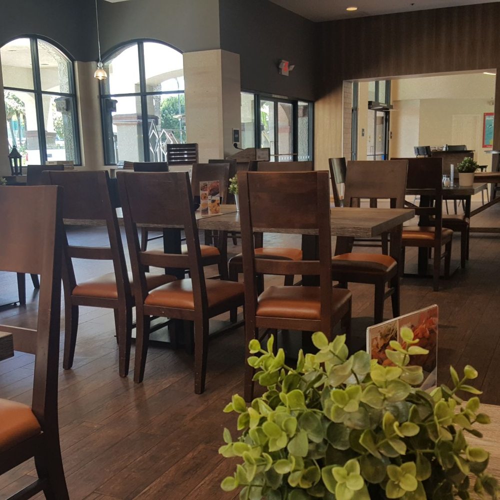Tru Grits - Dining area - New American Near Me - Anaheim, California Tru Grits - Dining area - New American Near Me - Anaheim, California