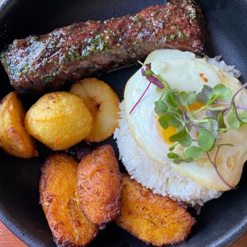Aji Peruvian Cuisine - Steak a lo pobre - Peruvian Near Me - Long Beach, California Aji Peruvian Cuisine - Steak a lo pobre - Peruvian Near Me - Long Beach, California