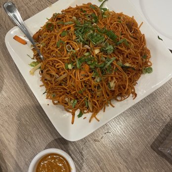 Samikcha MoMo - Szechuan Veggie Chowmein - Himalayan/Nepalese Near Me - San Mateo, California Samikcha MoMo - Szechuan Veggie Chowmein - Himalayan/Nepalese Near Me - San Mateo, California