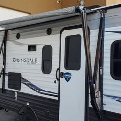 Fixin Dixon Mobile RV - Awning repair