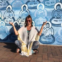 Feel the Bliss of Reiki, Yoga & Holistic Wellness - Claudia Bumuller www.ReikiHeartHealings.com