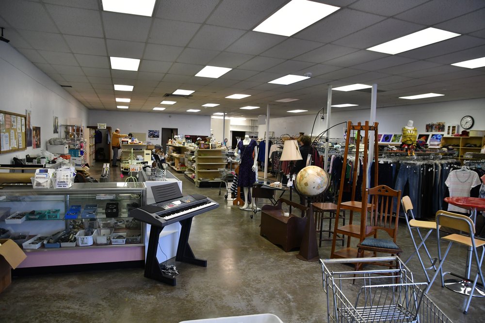 EDMONDS SENIOR CENTER THRIFT STORE Updated March 2025 20 Photos & 16 Reviews 22820 100th
