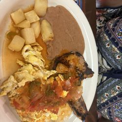 Chuleta y huevos al gusto-especial de la casa!