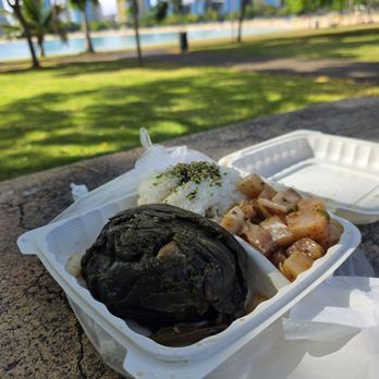Keeaumoku Seafood - Lau lau and hamachi fish combo over at Magic Island park - Seafood Near Me - Honolulu, Hawaii