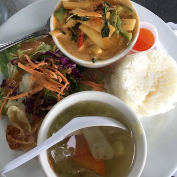 Thai Bamboo - Thai Near Me - Northridge, California Thai Bamboo - Thai Near Me - Northridge, California