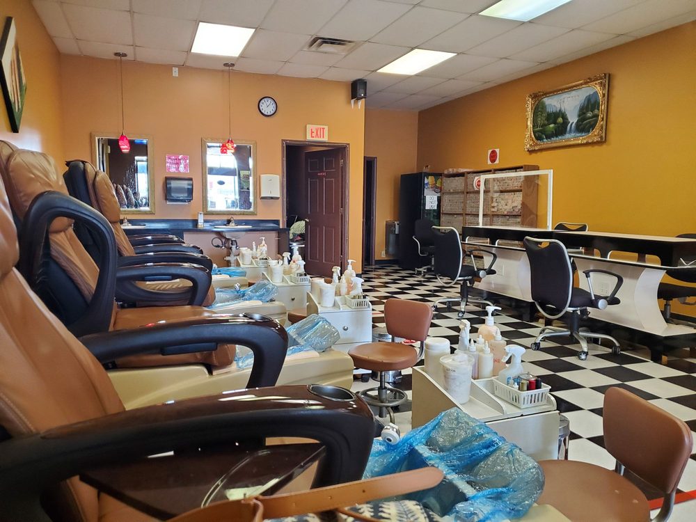 KATHY NAILS Updated October 2024 15 Reviews 7464 Winchester Rd, Memphis, Tennessee Nail