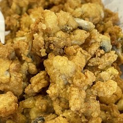 Seafood And Cones - Whole belly clams