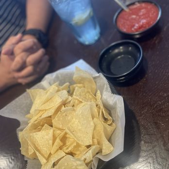 Primas Mexican Kitchen - Chips were stale - Mexican Near Me - Ozark, Missouri