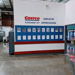 Costco - Inside