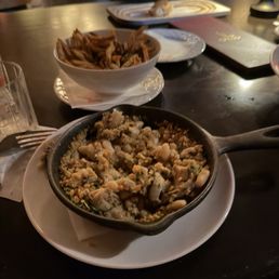 CASSOULET AUX CHAMPIGNONS CASSOULET AUX CHAMPIGNONS