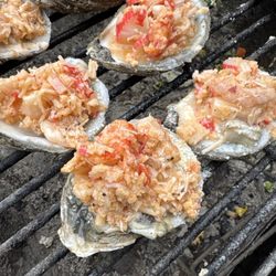 Ynott Oyster Bar - Lobster oyster