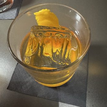 Dewz Restaurant - Really yummy smoked old fashioned - New American Near Me - Modesto, California
