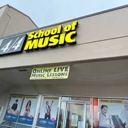 4/4 School of Music - 4/4 School of Music Bothell (Canyon Park)