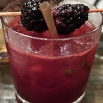 Motus - Gastropubs Near Me - Utica, New York