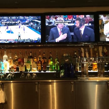 Chili's - Bar area - Bars Near Me - Jacksonville, Florida