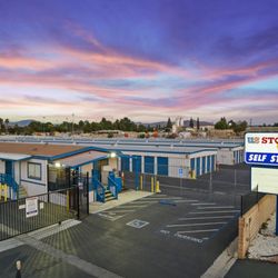 US Storage Centers - Exterior Front