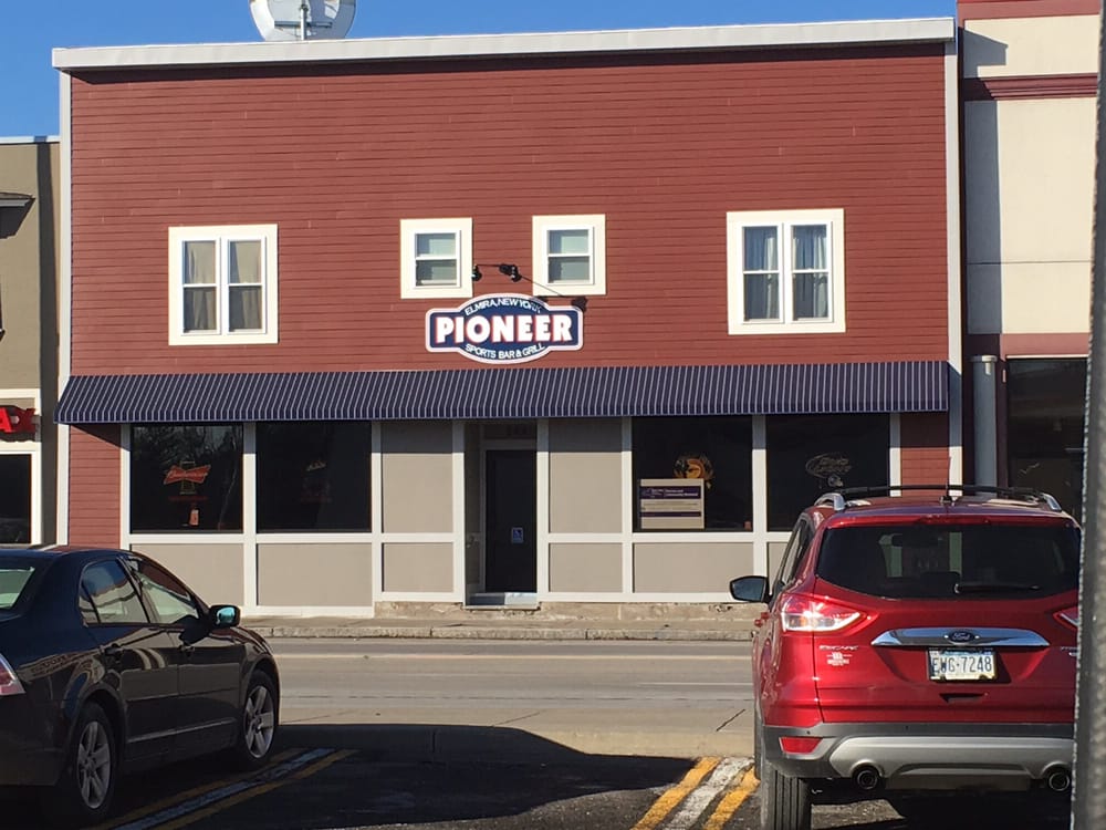 Social spots from Old Pioneer