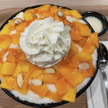 Jejubing Dessert Cafe - Mango bingu FTW! - Desserts Near Me - Honolulu, Hawaii Jejubing Dessert Cafe - Mango bingu FTW! - Desserts Near Me - Honolulu, Hawaii