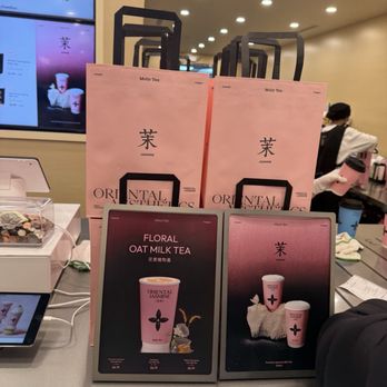 Molly Tea - Packaging - Bubble Tea Near Me - Brooklyn, New York