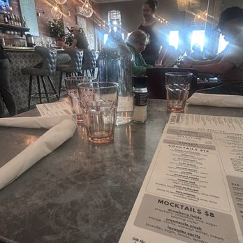 Leeland House - Restaurants Near Me - Galveston, Texas Leeland House - Restaurants Near Me - Galveston, Texas