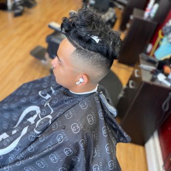 New Era Barber Shop - Barbers Near Me - Bloomfield, New Jersey New Era Barber Shop - Barbers Near Me - Bloomfield, New Jersey