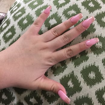 Pretty Nail Studio - Nail Salons Near Me - El Monte, California