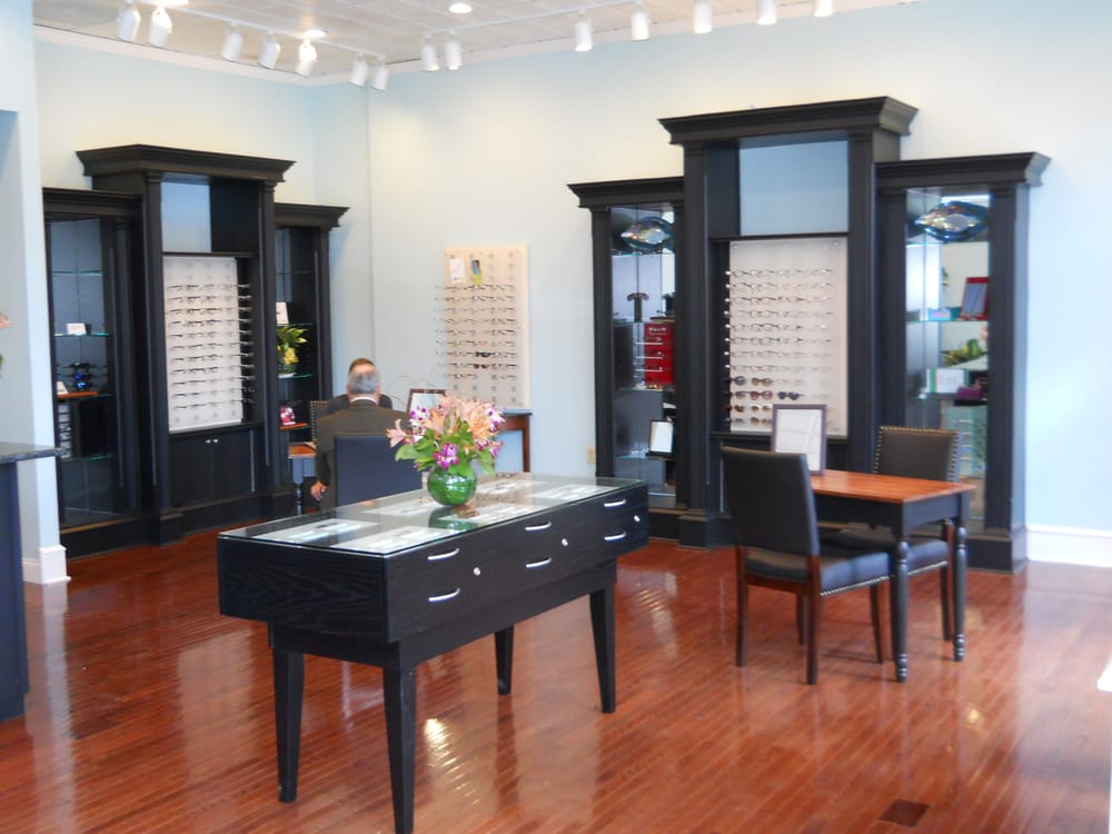 PREMIER EYE ASSOCIATES Updated September 2024 13 Photos & 32