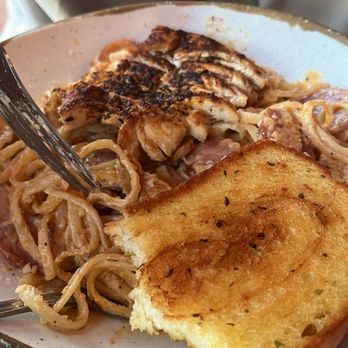 Crabby's On The Pass - Chick pasta - Seafood Near Me - Treasure Island, Florida