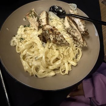 Ripieno's Italian Bistro - Chicken Alfredo - Salad Near Me - Salisbury, Maryland Ripieno's Italian Bistro - Chicken Alfredo - Salad Near Me - Salisbury, Maryland